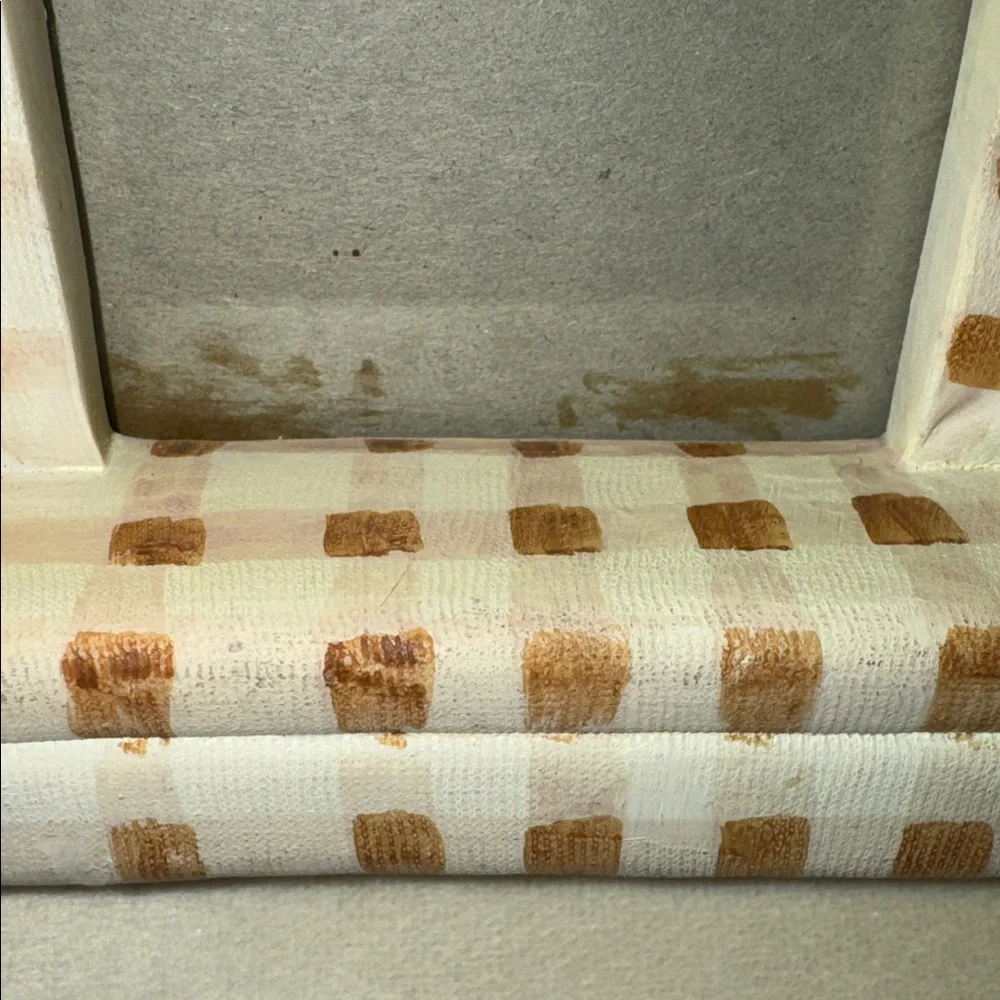 Vintage! Unique! White and Tan Checkered Mini Sofa Photo Frame